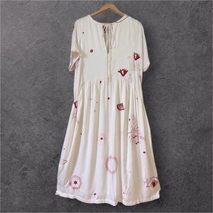Mr. Larkin Embroidered Oversized Maxi Relaxed Fit Elegant White and Red Dress M